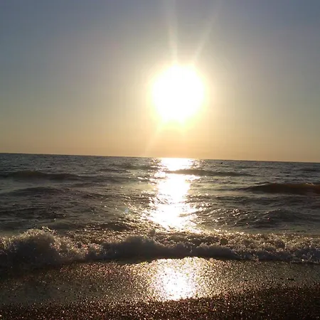 Etrusca 马里纳-迪卡斯塔涅托